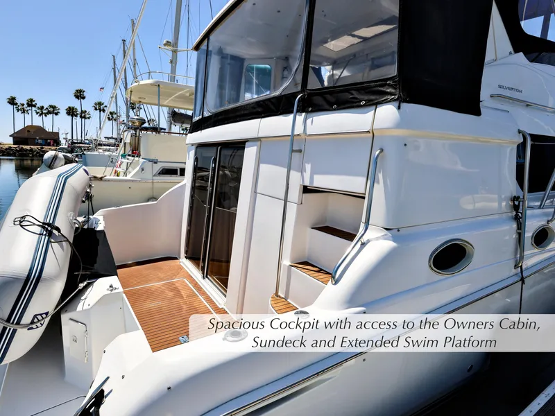 Slide: The Image of Silverton 442C Aft Cabin CPMY 1998 - 4