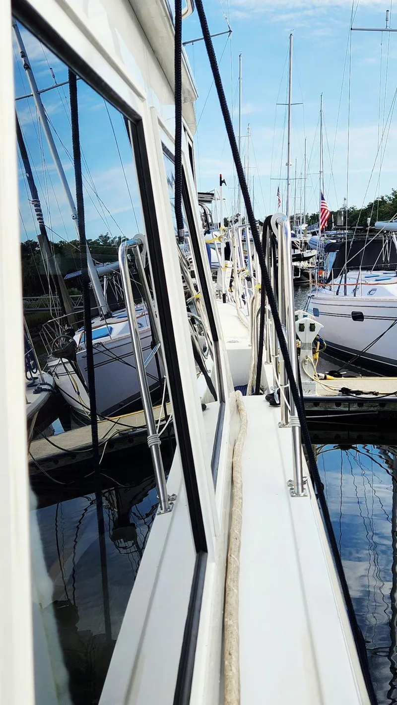 Navigator 4800 CLASSIC 1999 for Sale | MarineSource