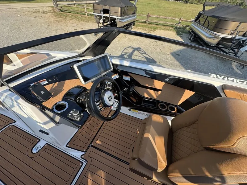 Slide: The Image of Yamaha 222SD 2025 - 4