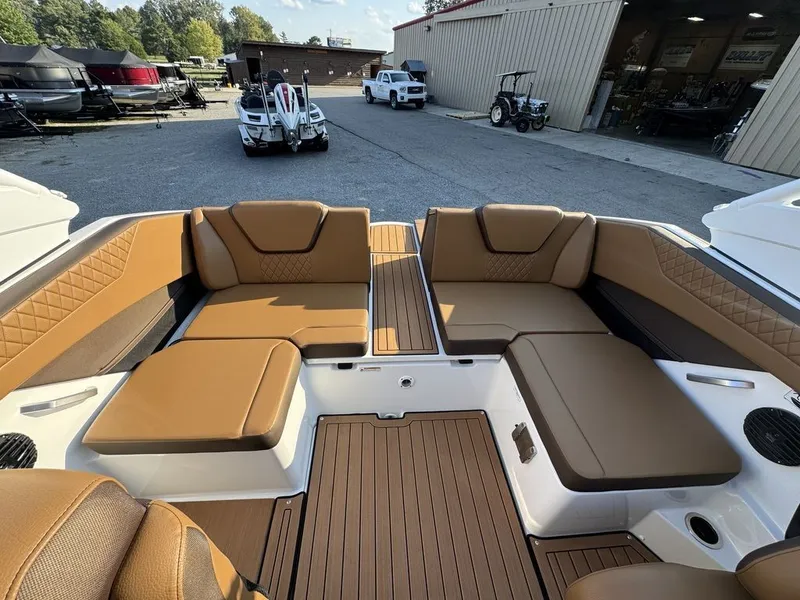 Slide: The Image of Yamaha 222SD 2025 - 5