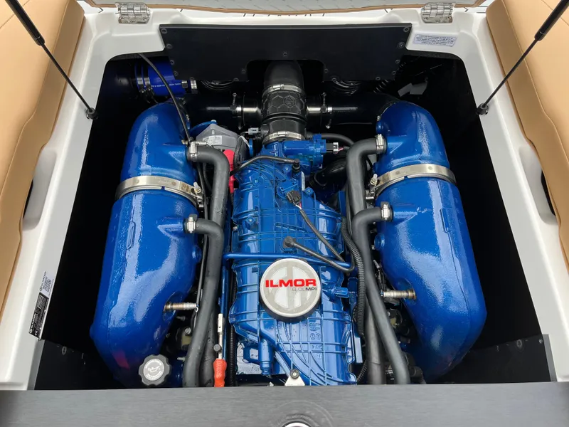 Slide: The Image of MasterCraft NXT20 2025 - 21