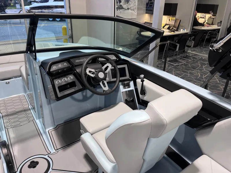 Slide: The Image of MasterCraft NXT20 2025 - 11