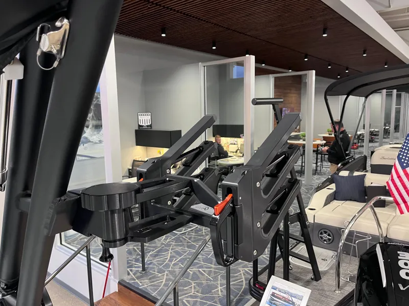 Slide: The Image of MasterCraft NXT20 2025 - 20