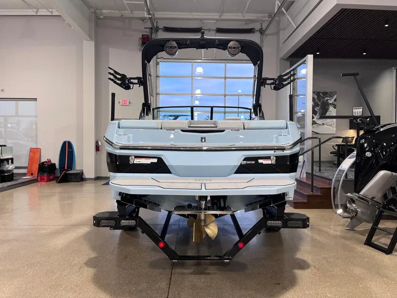 Slide: The Image of MasterCraft NXT20 2025 - 4