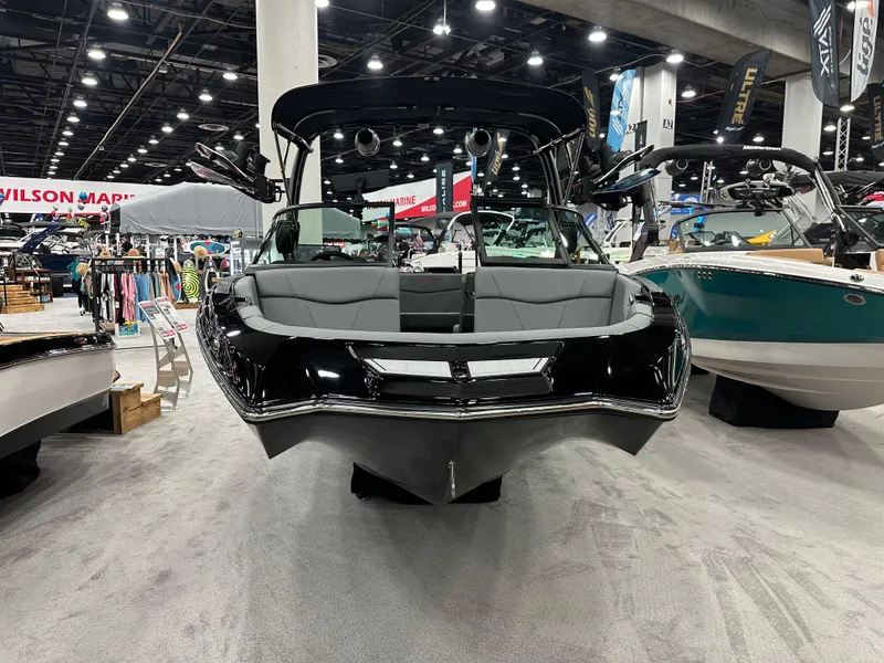 Slide: The Image of MasterCraft NXT20 2025 - 4