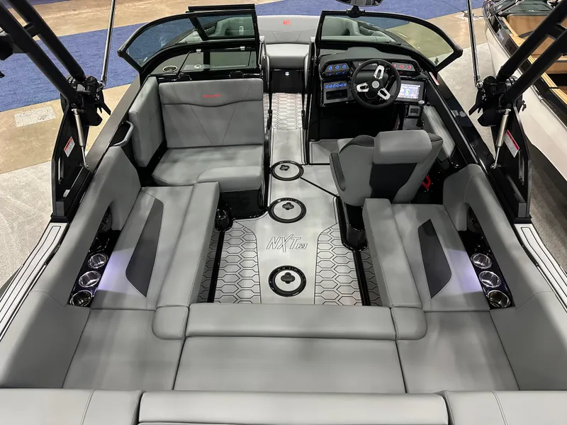 Slide: The Image of MasterCraft NXT20 2025 - 7