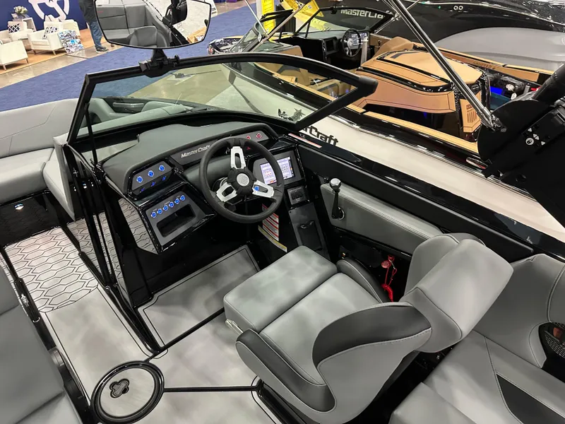 Slide: The Image of MasterCraft NXT20 2025 - 8