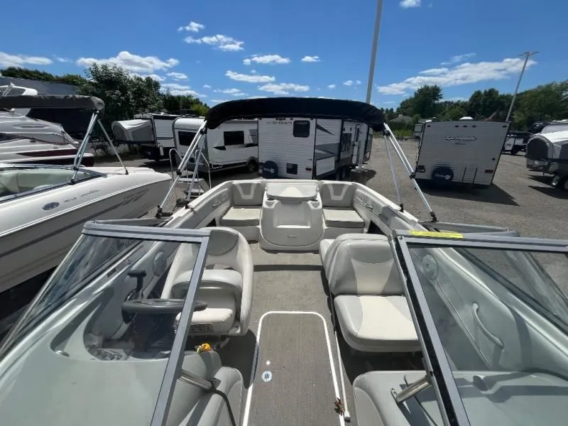 Slide: The Image of Bayliner 195BR 2011 - 4