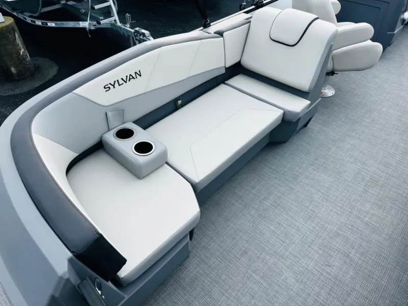 Slide: The Image of A-Series A-22 LZ DH 2025 - 10