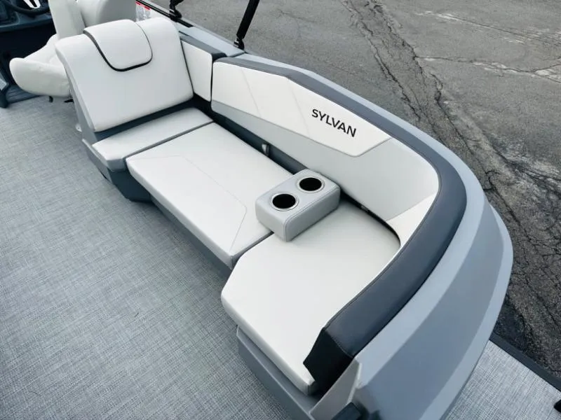 Slide: The Image of A-Series A-22 LZ DH 2025 - 9