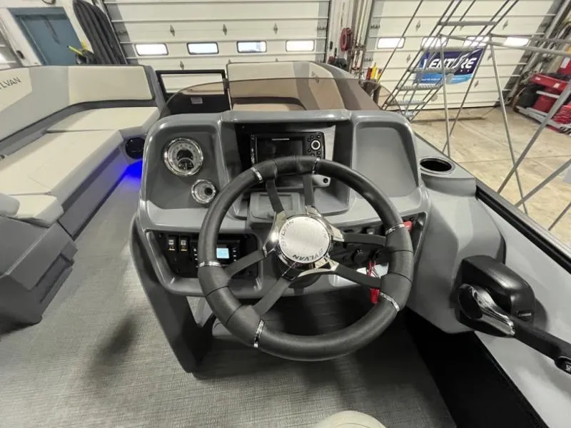 Slide: The Image of A-Series A-22 LZ DH Sport 2025 - 11