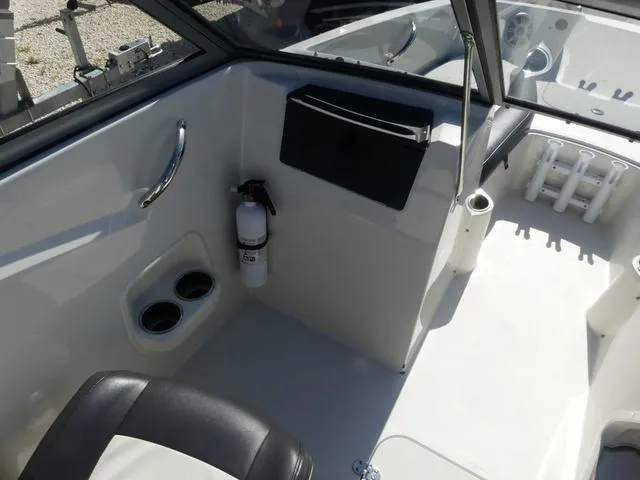 Slide: The Image of Stingray 191 DC 2017 - 12