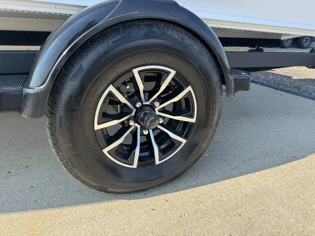 Slide: The Image of Lund 1775 Adventure Sport 2026 - 7