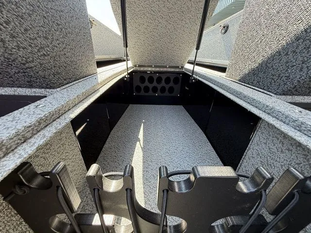 Slide: The Image of Lund 1800 Explorer Sport 2026 - 13