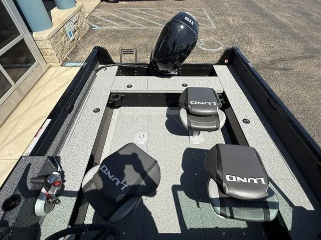 Slide: The Image of Lund 1800 Explorer Sport 2026 - 19