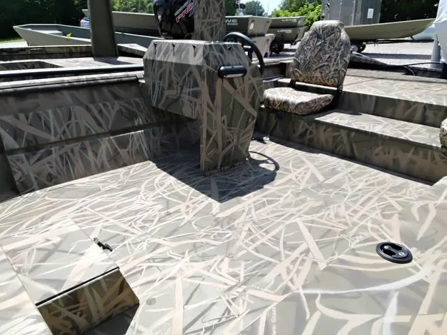 Slide: The Image of Lowe RX2070SC 2025 - 3