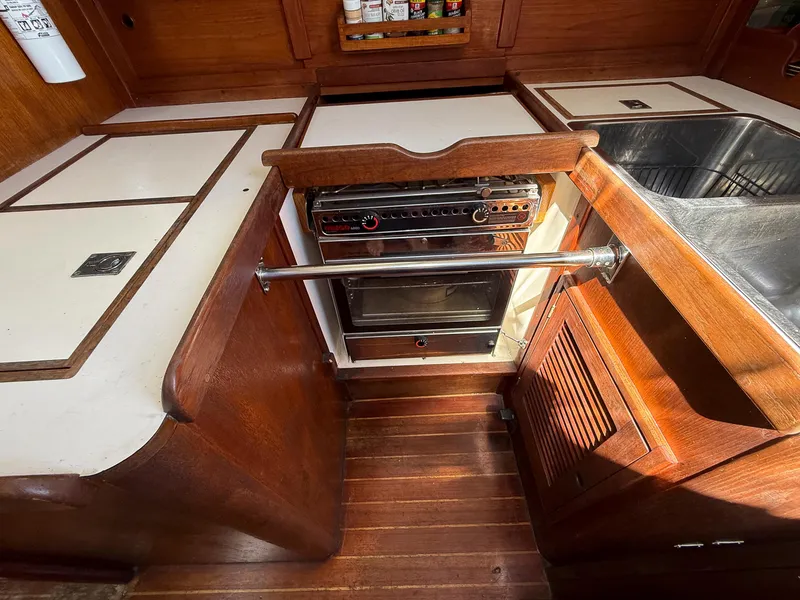 Slide: The Image of Tartan 37 1982 - 52