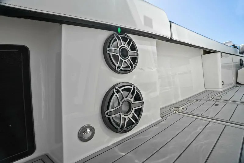 Slide: The Image of 2022 World Cat 400 CC-X - Port Side Speakers - 20