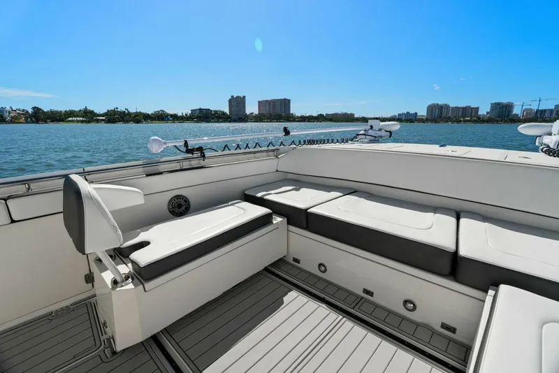 Slide: The Image of 2022 World Cat 400 CC-X - Bow Seating - 24