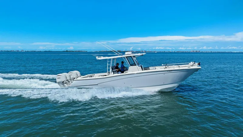 Slide: The Image of 2022 World Cat 400 CC-X - Profile Starboard - 53