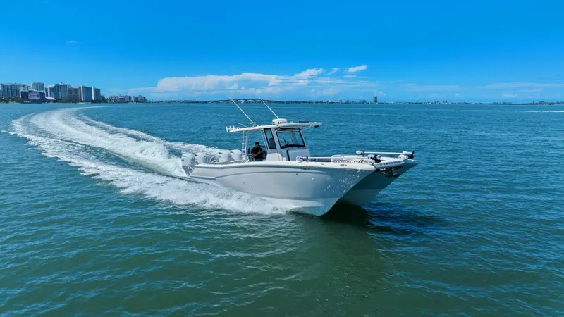 Slide: The Image of 2022 World Cat 400 CC-X - Profile Bow 3/4 Starboard - 54