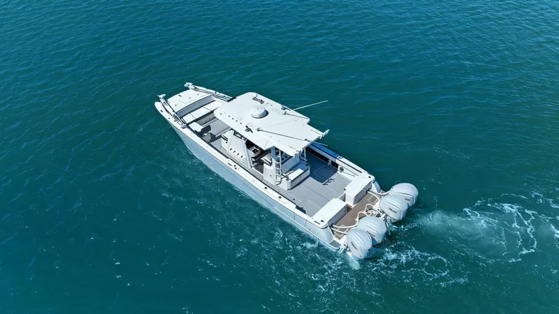 Slide: The Image of 2022 World Cat 400 CC-X - Profile Aerial - 67