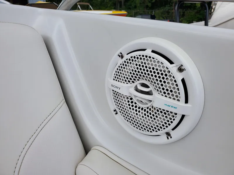 Slide: The Image of Crownline Boats 220 EX 2007 - 52