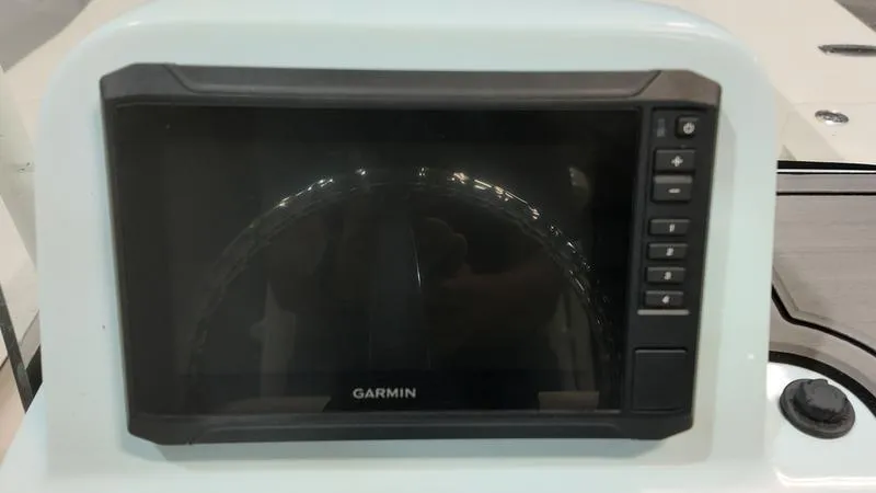 Slide: The Image of Garmin display on 2025 Spyder FX19 Vapor boat dashboard. - 17