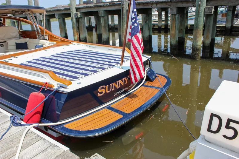 Slide: The Image of Hinckley Talaria 38R Convertible 2008 - 54