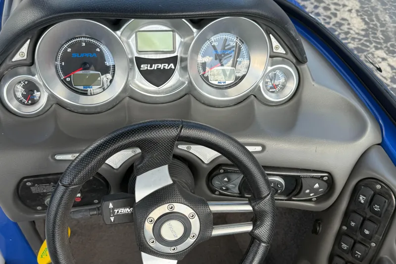 Supra Launch 22 SSV 2008 - Marine Source