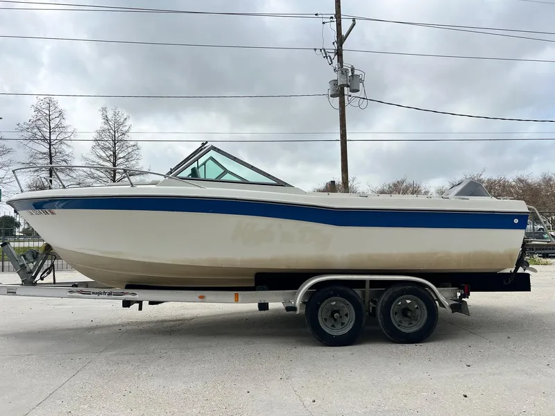 Slide: The Image of Grady-White Spirit 175 1979 - 6