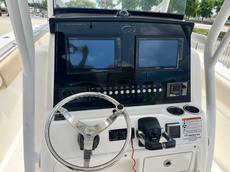 Slide: The Image of Sea Fox 288 Commander 2017 - 6