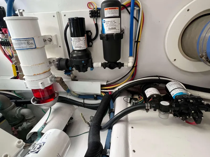 Slide: The Image of Henriques 42 Express Hardtop 2022 - 117