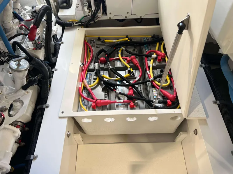 Slide: The Image of Henriques 42 Express Hardtop 2022 - 119