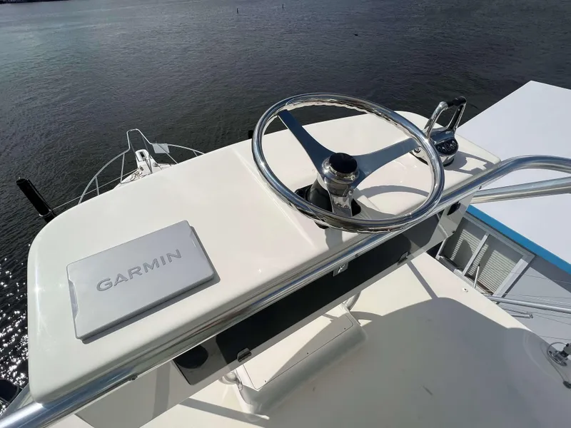 Slide: The Image of Henriques 42 Express Hardtop 2022 - 124