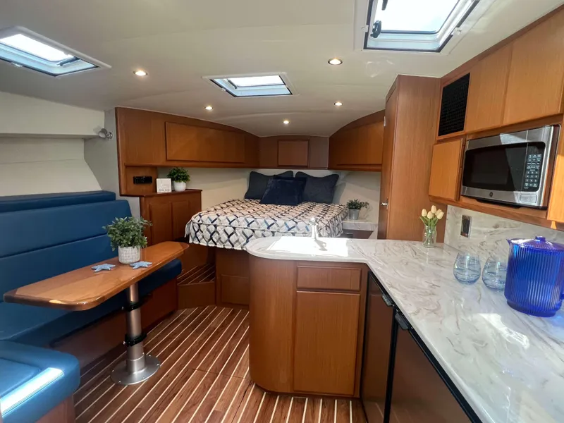 Slide: The Image of Henriques 42 Express Hardtop 2022 - 63