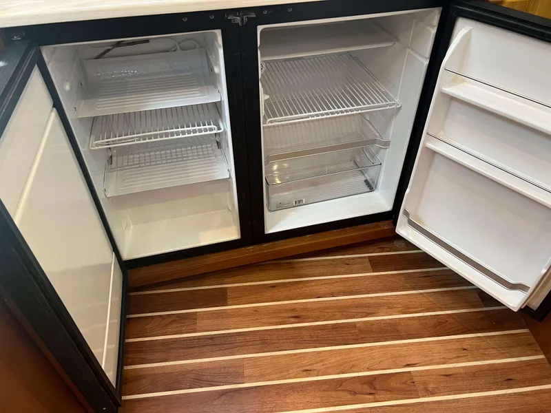 Slide: The Image of Henriques 42 Express Hardtop 2022 - 71