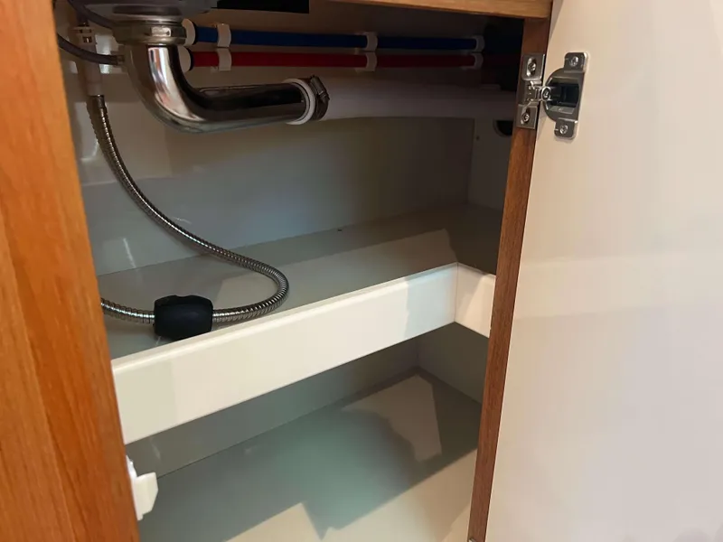 Slide: The Image of Henriques 42 Express Hardtop 2022 - 72