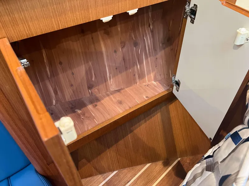 Slide: The Image of Henriques 42 Express Hardtop 2022 - 80