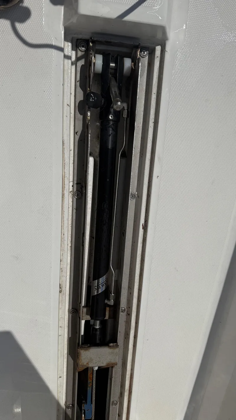 Slide: The Image of Marlow-Hunter 22 sailboat keel mechanism, 2011 model, detailed view. - 9