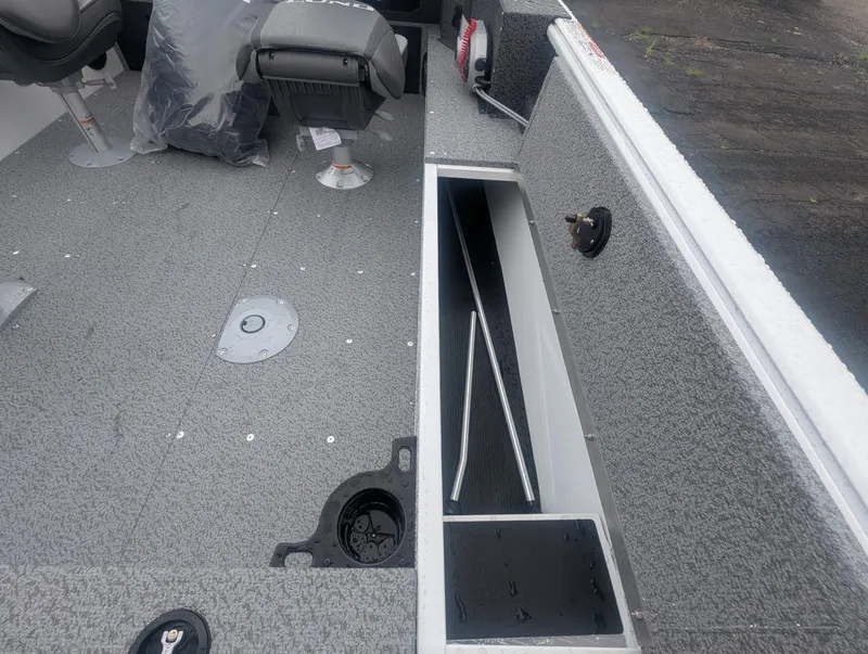 Slide: The Image of 2026 Lund 1800 Explorer Sport Waconda Boats 1 - 9