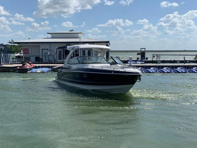 Slide: The Image of Formula 330 Crossover Bowrider 2020 - 58