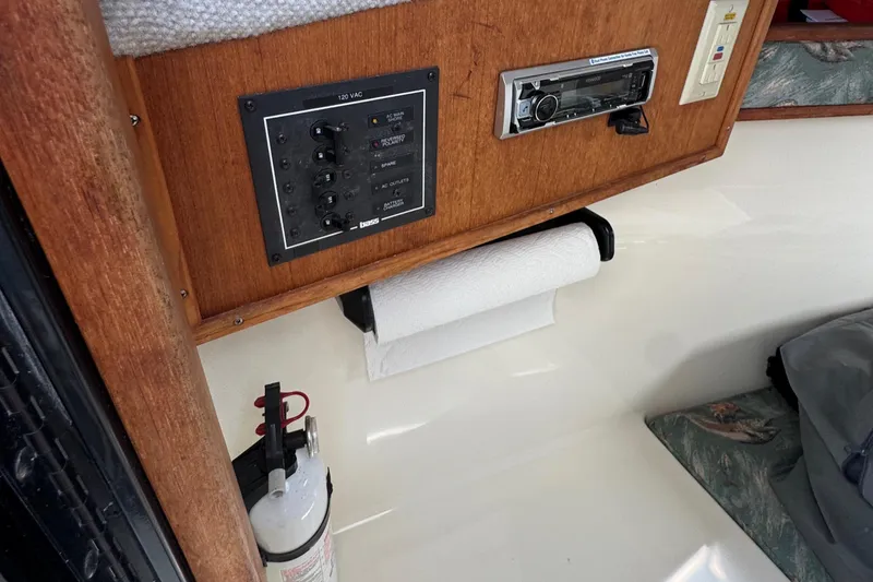 Slide: The Image of Carolina Classic 25, Carolina Classic 28, Carolina Classic, Albamarle, Parker, Jupiter, Contender, Express Fisherman, Express Boat - 13