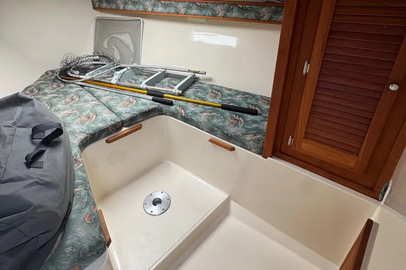 Slide: The Image of Carolina Classic 25, Carolina Classic 28, Carolina Classic, Albamarle, Parker, Jupiter, Contender, Express Fisherman, Express Boat - 14