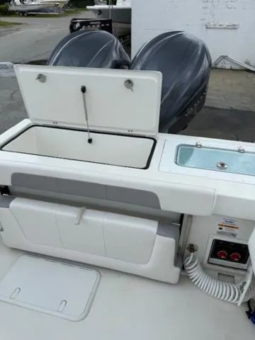 Slide: The Image of Parker Marine 2801 Center Console 2024 - 11