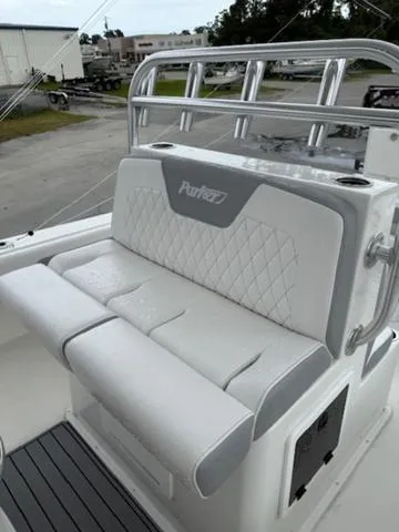Slide: The Image of Parker Marine 2801 Center Console 2024 - 12