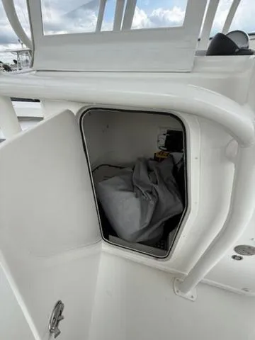 Slide: The Image of Parker Marine 2801 Center Console 2024 - 15