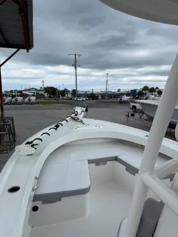 Slide: The Image of Parker Marine 2801 Center Console 2024 - 20