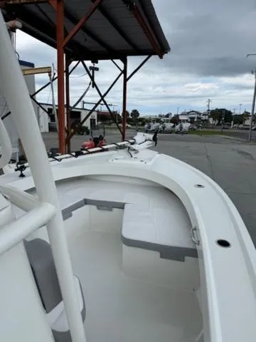 Slide: The Image of Parker Marine 2801 Center Console 2024 - 21