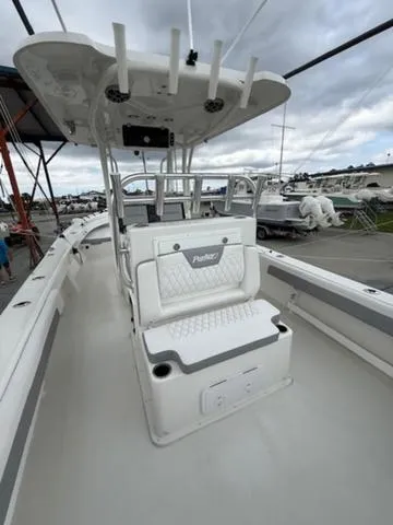 Slide: The Image of Parker Marine 2801 Center Console 2024 - 6